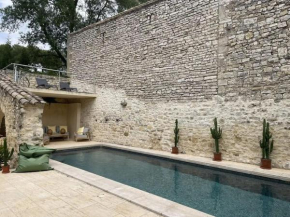 Villa spacieuse près d'Arpaillargues, 400 m², piscine privée